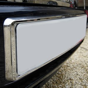 Range Rover L322 Chrome Front Number Plate Plinth Preview